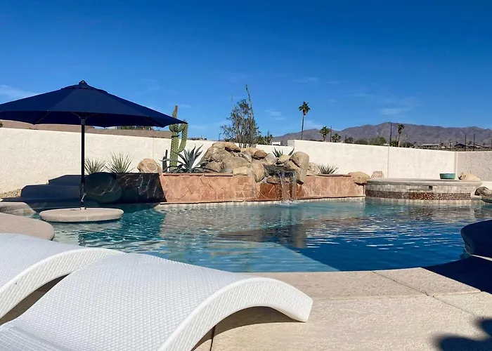 Havasu House W/ Fire Pit, Pool & Spa! Ferienhaus