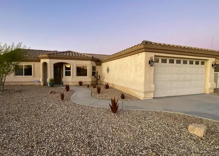 Havasu House W/ Fire Pit, Pool & Spa! * Lake Havasu City