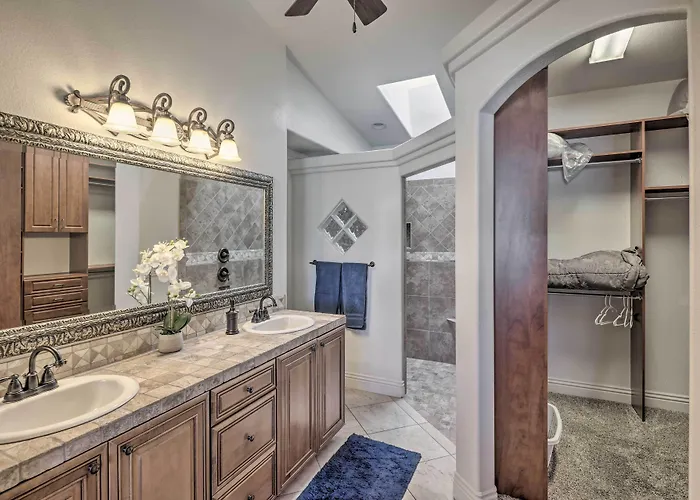 Havasu House W/ Fire Pit, Pool & Spa! Lake Havasu City