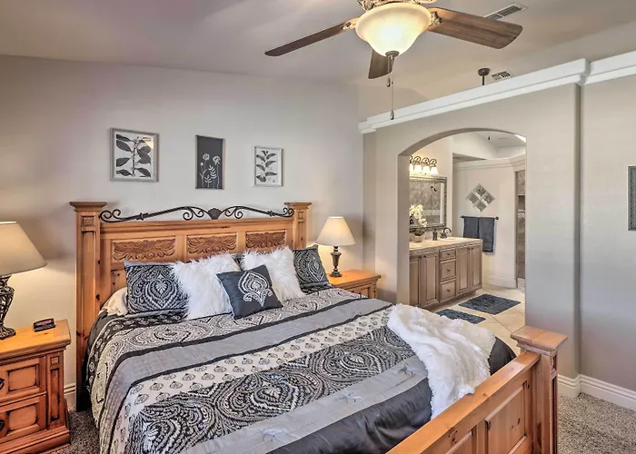 Ferienhaus Havasu House W/ Fire Pit, Pool & Spa!
