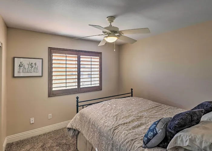 Havasu House W/ Fire Pit, Pool & Spa! Ferienhaus