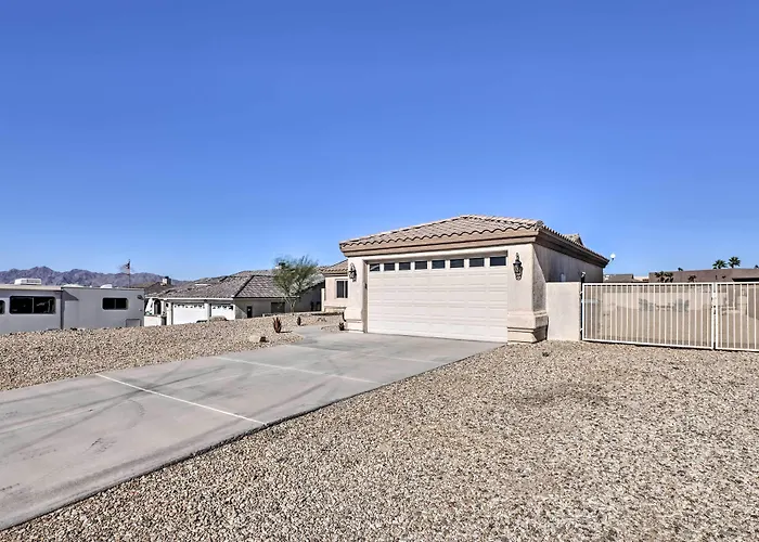 Havasu House W/ Fire Pit, Pool & Spa! Ferienhaus *